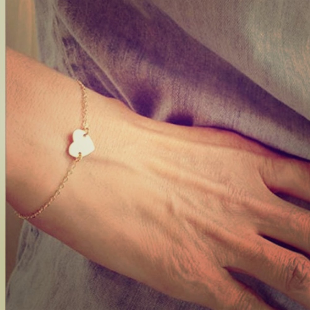 New! Rose Gold Dainty Heart Bracelet.